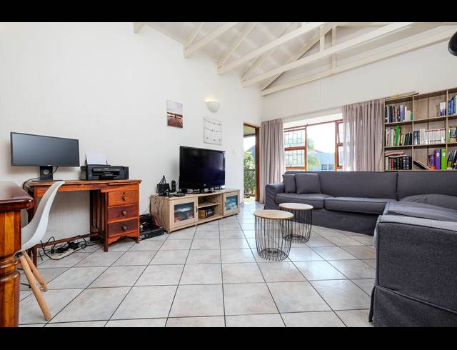 2 BEDROOM APARTMENT FOR SALE IN MORNINGSIDE